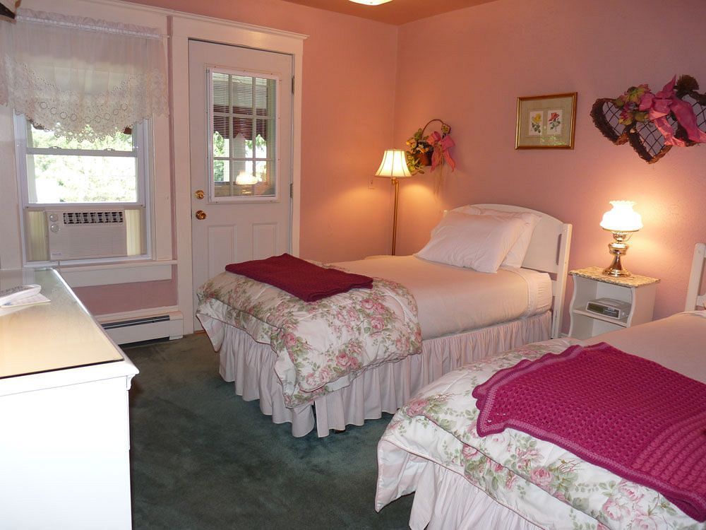 The Bentley Inn Bay Head Exterior photo